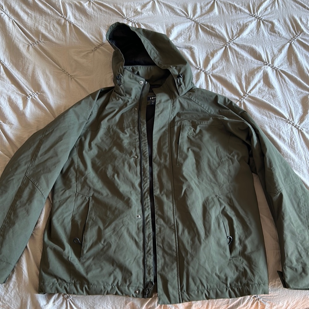 Medium IZOD winter coat